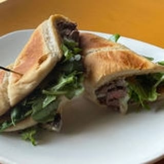 Garlic Bread Steak Sandwich