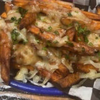 Canadian Poutine Fries