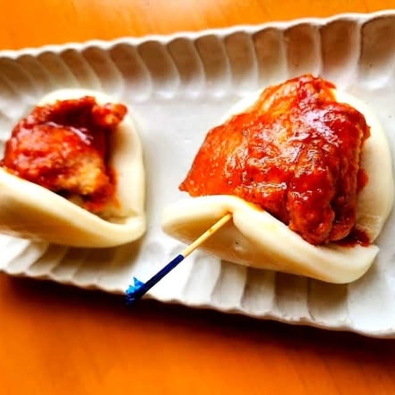 Hot Chicken Delights