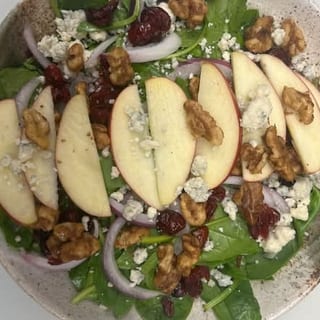 Spinach and Walnut Salad